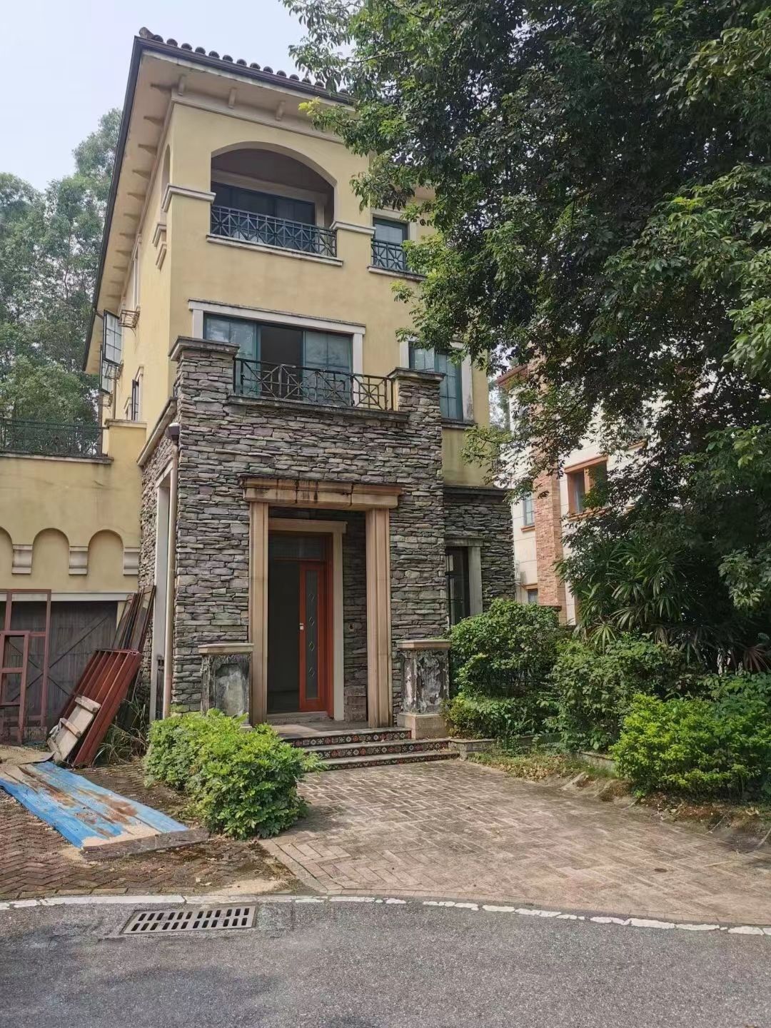 洋房价买山水庄园独栋别墅 实用415方 花园300方
